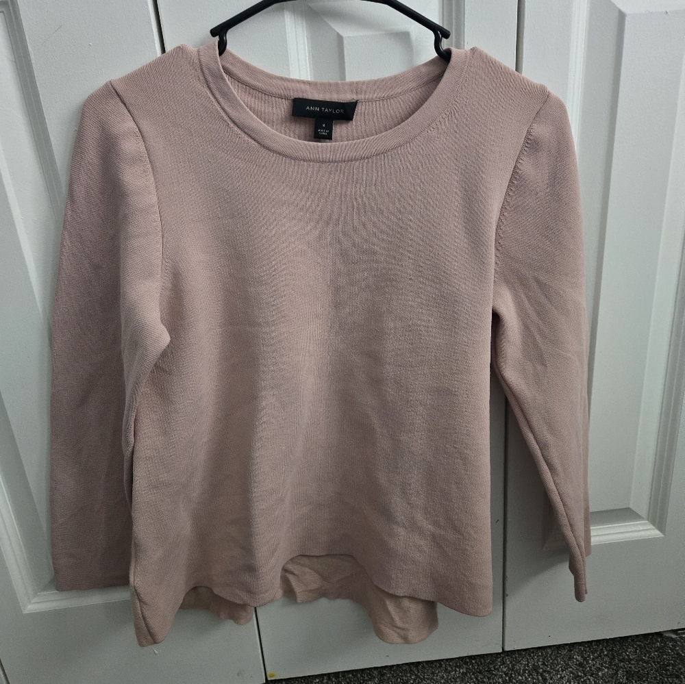 Ann Taylor sweater, size M. Light pink, crew neck.